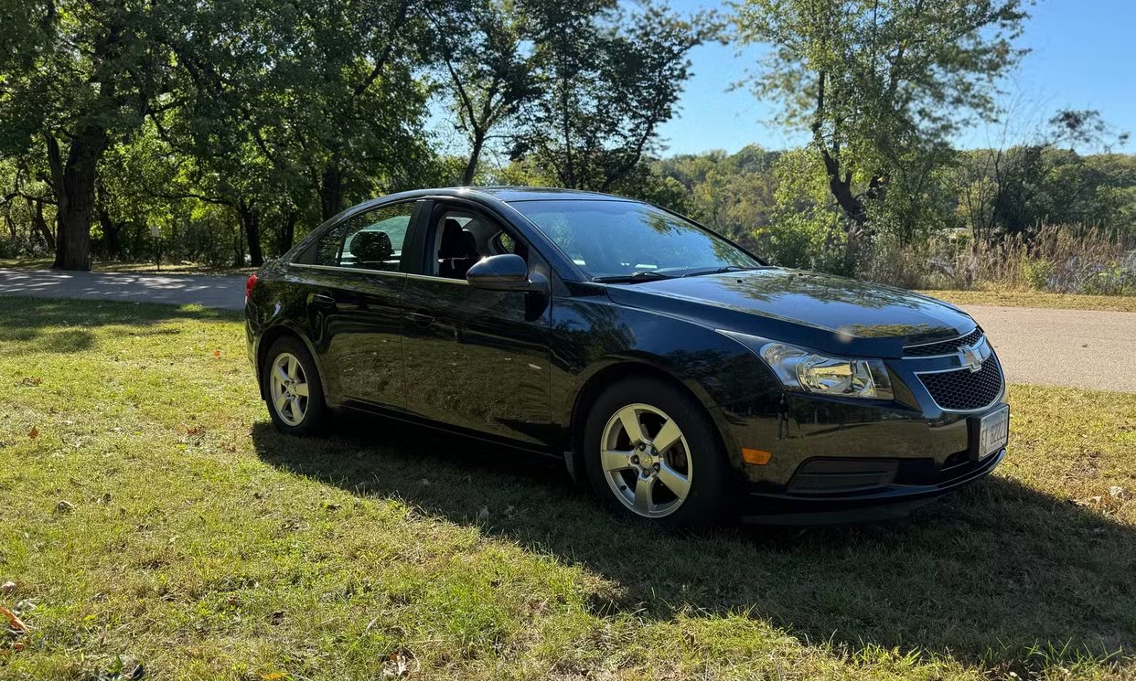 2014 Chevy Cruze exterior